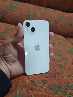 iPhone 13, Mavi, elde arkadan