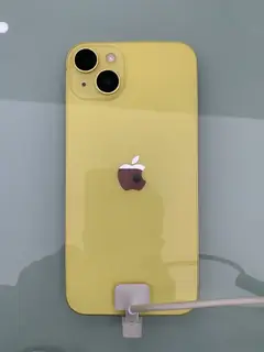 iPhone 14 Plus, Sarı, arkadan (vitrin)
