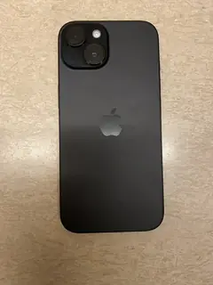 iPhone 15, Siyah, arkadan