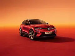 Renault Megane E-Tech, dış görünüm üç çeyrek önden