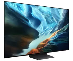 55" OLED 4K Vision AI Smart TV QE55S90HAEXTK, önden üç çeyrek (sağ), ekran görünür