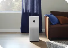 Xiaomi Smart Air Purifier 4 Pro, önden, ev ortamında (Beyaz)